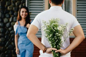 Membuat Seorang Wanita Jatuh Cinta atau Tergila-gila